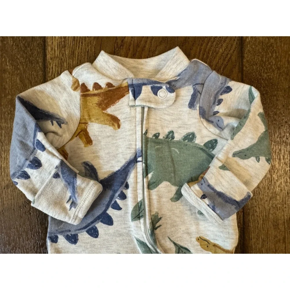 Carters Preemie Baby Boy Sleeper Dinosaur Cute Feet Outfit Zipper Cotton Doll 2